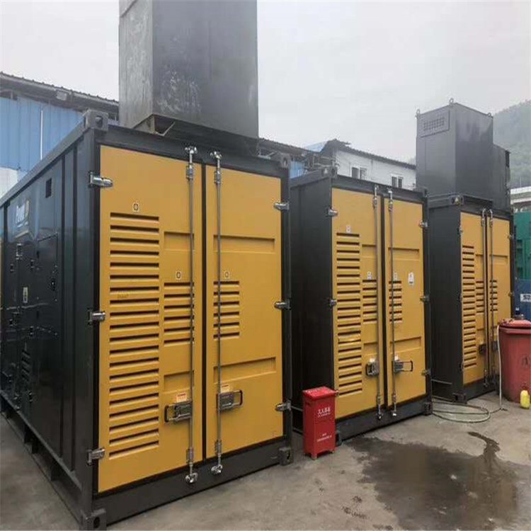 莲池温度变化对不同类型欠压保护装置的可靠性影响有何差异？